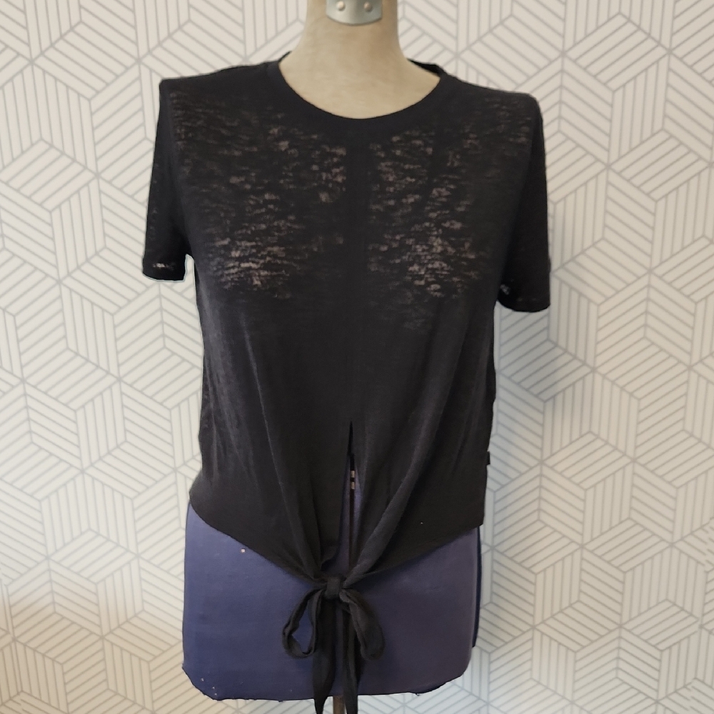 lululemon athletica Black Cropped In Sequence Boxy Tie Front Top Women's Size 8